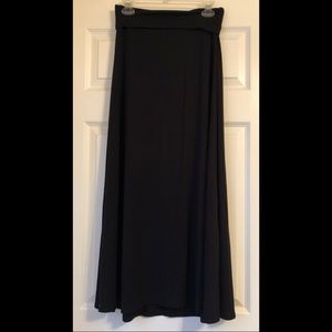 Mossimo black full length skirt